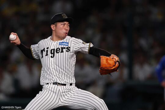 10月16日(木) 対DeNA戦
５番手・石井は９回を打者三人で抑え無失点

