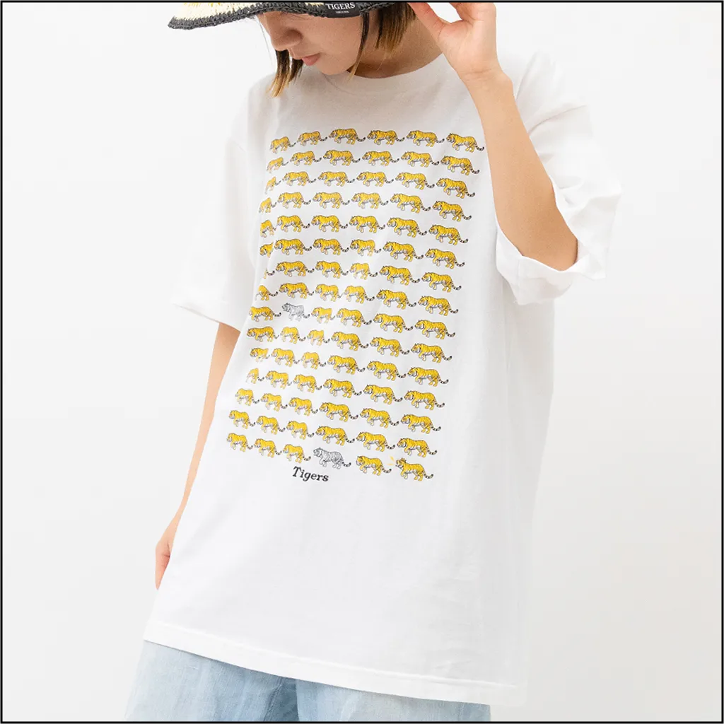 虎沢山Tシャツ
